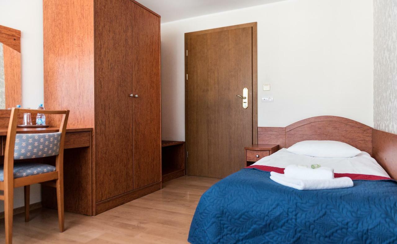 Bed and Breakfast Gosciniec Witomino Gdynia Esterno foto